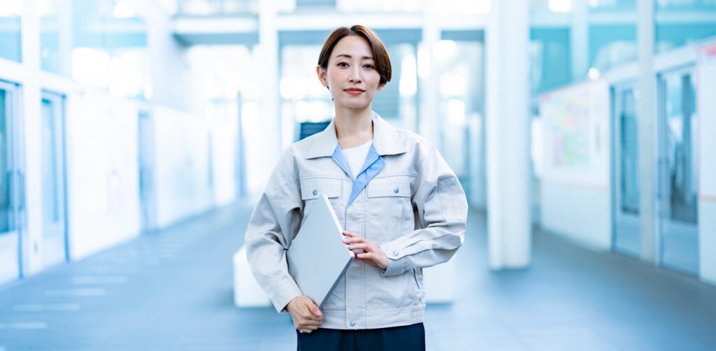 頼もしそうな女性業者
